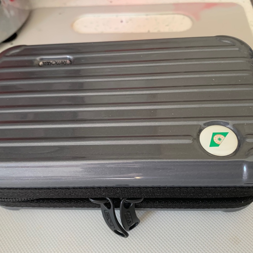 EVA First/Business Class RIMOWA Case - Picture 3 of 3